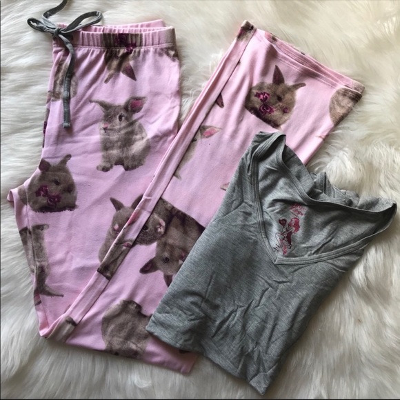 BETSEY JOHNSON | Bunny Print Pajama Set - Pink - Picture 3 of 8